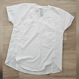 Athleta White Short Sleeve Athletic Top Size XS